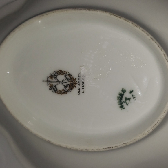 Antique LIMOGES FRANCE Old Abbey Porcelain Creamer & Underplate Set - Picture 5 of 6